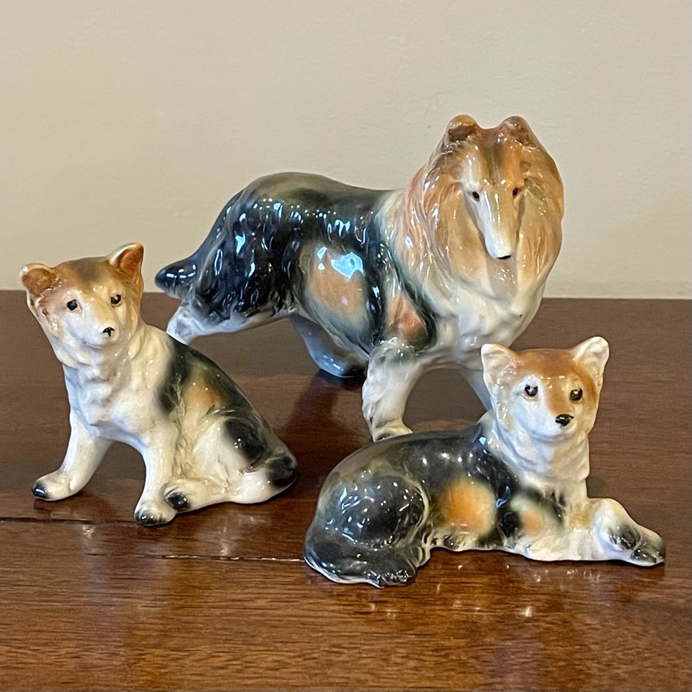 Shafford Collie Dog Family - Set of 3 Figurines